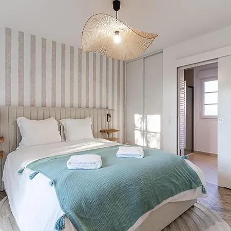 بيت للعطل Elegant Family Near *